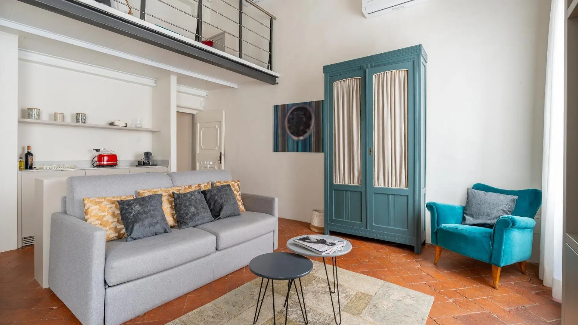 The Florence Tornabuoni Palace Boutique Apartments
