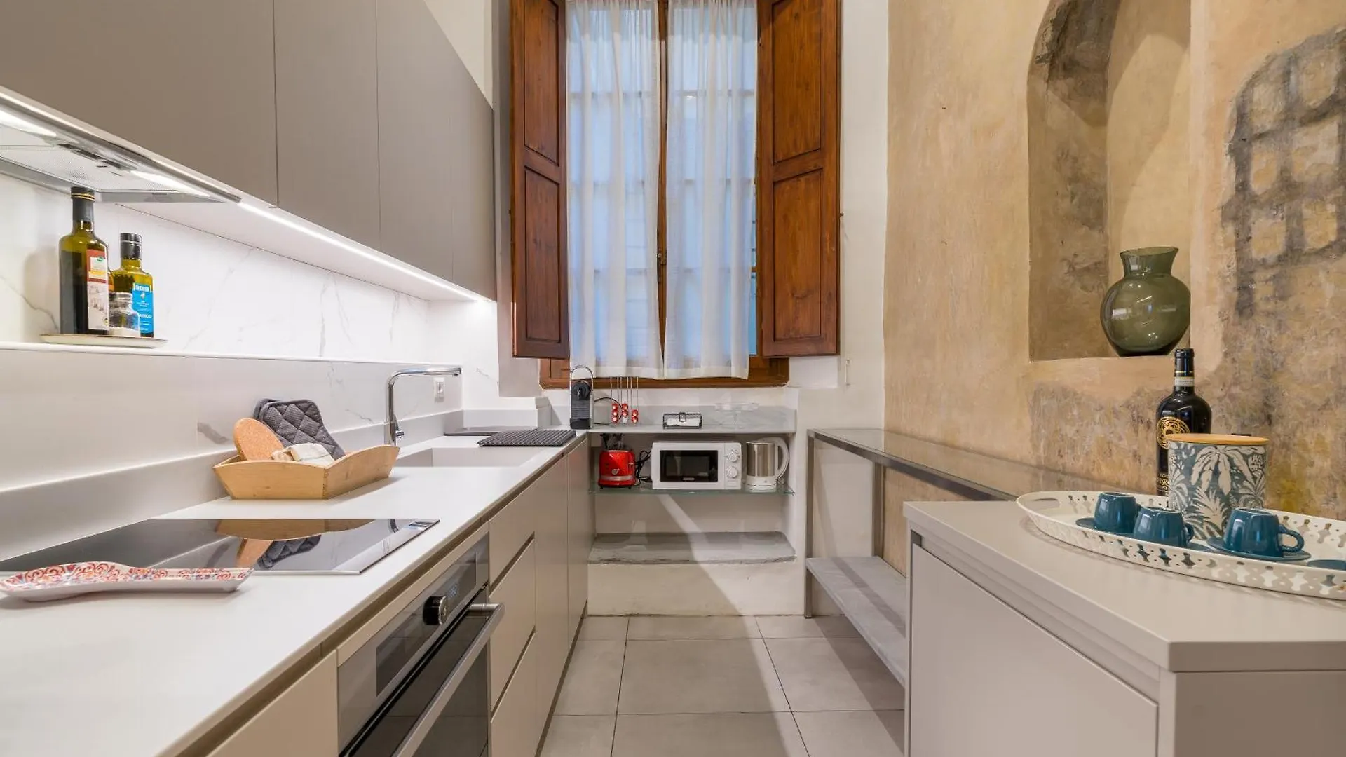 The Florence Tornabuoni Palace Boutique Apartments 0*,  Italy