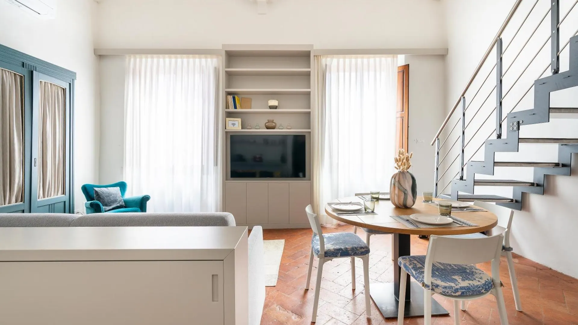 The Florence Tornabuoni Palace Boutique Apartments
