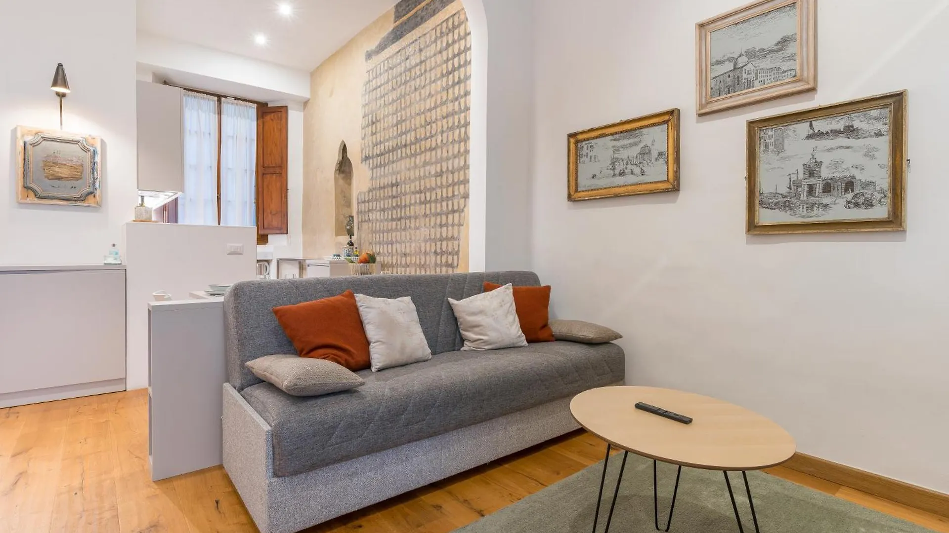 The Florence Tornabuoni Palace Boutique Apartments